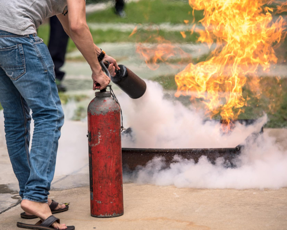 Extintores: Proteção Essencial para Seu Ambiente